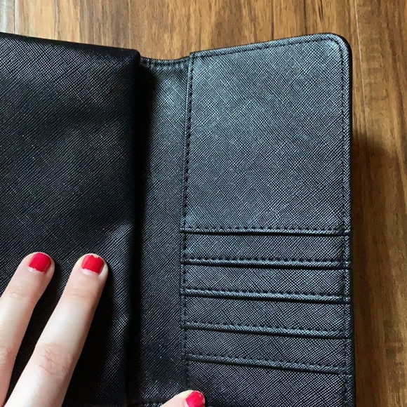 On Sale‼️:Black leather wallet bag - Picture 6 of 10